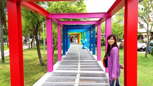 新營美術園區：【台南景點】不二良童年狂想曲~小鼠的戶外學堂~色彩繽紛的異想世界