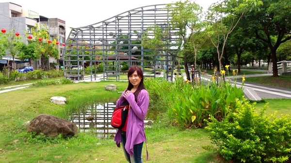 新營美術園區：【台南景點】不二良童年狂想曲~小鼠的戶外學堂~色彩繽紛的異想世界