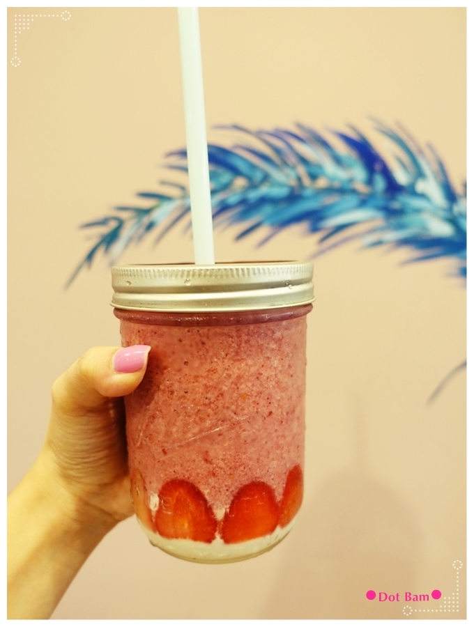 Meat Up 莓樂優格飲.JPG