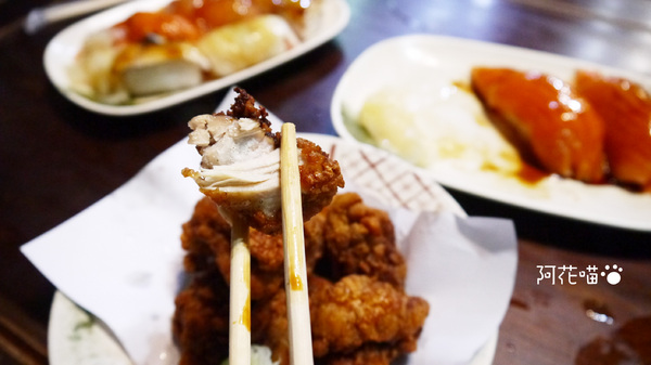 三味食堂日式料理：【西門│日式】老闆，你的生魚片到底為什麼會切這麼大塊？又大又厚鮭魚生魚片『三味食堂』