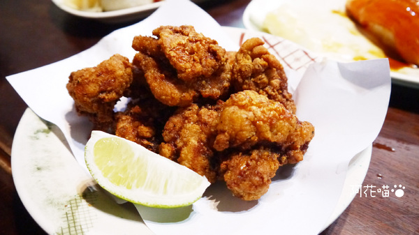 三味食堂日式料理：【西門│日式】老闆，你的生魚片到底為什麼會切這麼大塊？又大又厚鮭魚生魚片『三味食堂』