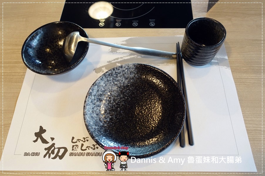 20160811《國父紀念館捷運美食 》大初涮涮鍋SHABU SHABU 好吃prime等級牛肉x新鮮海鮮x昆布火鍋︱ ~附貪吃影片 (13).jpg