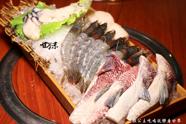 甘釜京韓日燒肉料理專門店:蘆洲餐廳『甘釜京韓日燒肉料理專門店』韓式料理/小菜無限供應