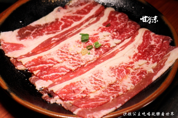甘釜京韓日燒肉料理專門店:蘆洲餐廳『甘釜京韓日燒肉料理專門店』韓式料理/小菜無限供應