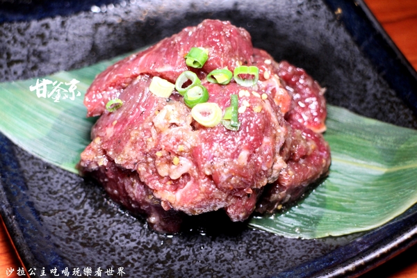 甘釜京韓日燒肉料理專門店:蘆洲餐廳『甘釜京韓日燒肉料理專門店』韓式料理/小菜無限供應