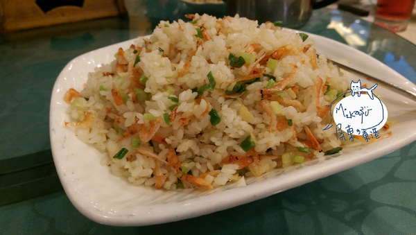 佳珍海產餐廳: 【屏東/食﹡東港】 新鮮直送的海海人生.超鮮黑鮪魚、魚翅看的見.佳珍海產餐廳