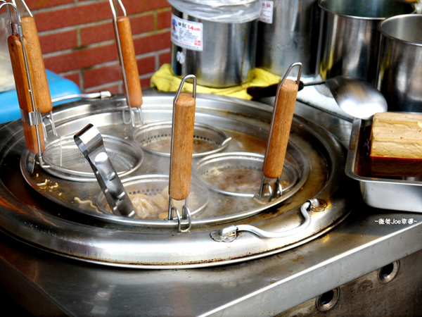 滷味：烏日中山路二段的滷味!醬汁很夠味...