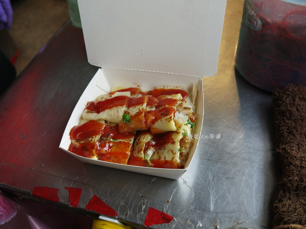 三喜蛋餅((原阿Q蛋餅)):隱身一中商圈古早味早餐,一天的活力就由這份量十足的蛋餅展開吧。