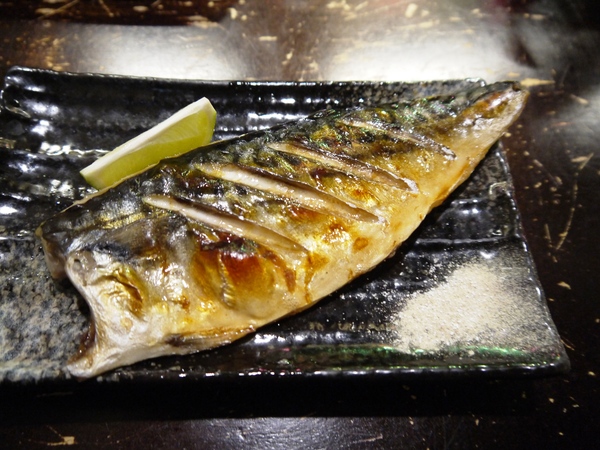 武騰 日式平價料理：[台中南屯區]武騰日式料理，到林新醫院探友，意外的美食。