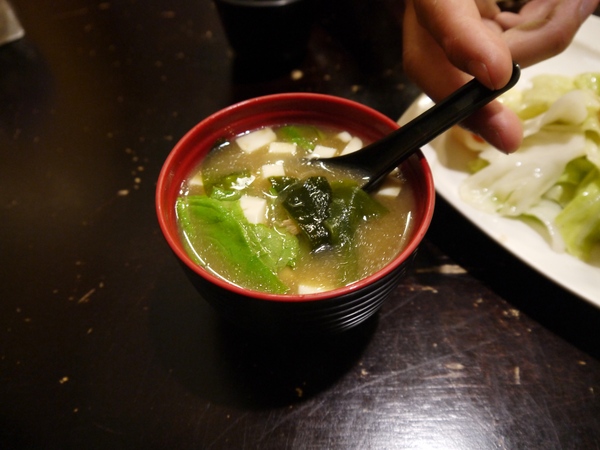 武騰 日式平價料理：[台中南屯區]武騰日式料理，到林新醫院探友，意外的美食。