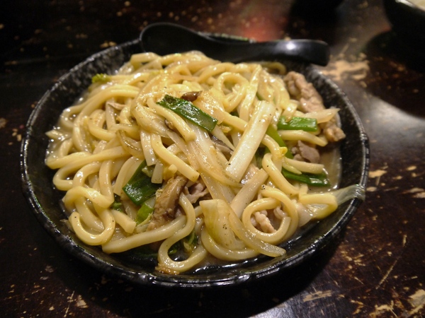 武騰 日式平價料理：[台中南屯區]武騰日式料理，到林新醫院探友，意外的美食。