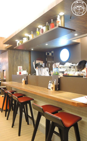 櫻桃小丸子主題餐廳：呷飽祙【台北信義･櫻桃小丸子主題餐廳ちびまる子ちゃん KITCHEN】