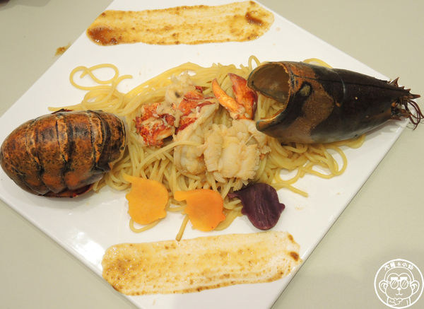 櫻桃小丸子主題餐廳：呷飽祙【台北信義･櫻桃小丸子主題餐廳ちびまる子ちゃん KITCHEN】