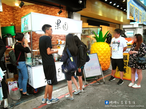 果圓:〖台中│美食〗果圓 ❤ 全台唯一夢幻飲品"多多蝶豆花沙瓦"超美登場~還有手工限量抹茶、蝶豆花珍珠,多量不加價唷!!