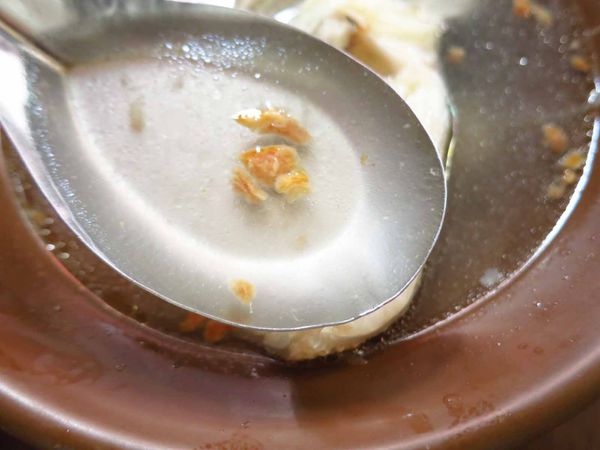 【台北萬華美食】廣州街鮮魚湯-新鮮的鱸魚湯