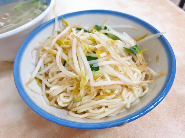 【台北萬華美食】阿明烏醋乾麵-50年烏醋麵老店
