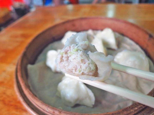 【台北美食】社子市場蒸餃-現桿現包現蒸的蒸餃