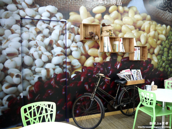 食再豆花：[台中西區]食再豆花，消暑好去處，老闆娘超幽默風趣。