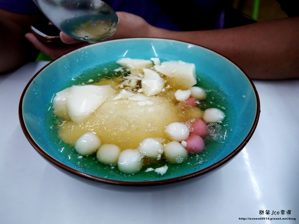 食再豆花：[台中西區]食再豆花，消暑好去處，老闆娘超幽默風趣。
