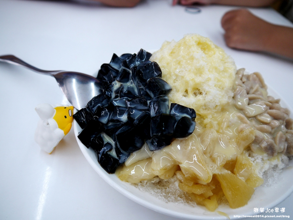 食再豆花：[台中西區]食再豆花，消暑好去處，老闆娘超幽默風趣。