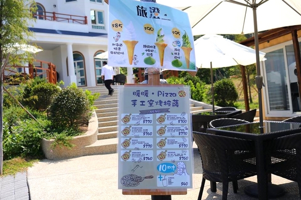 遇見幸福(Meet Happiness):【彰化景點】在彰化遇見幸福~幸福景觀餐廳和整棟純白色的豪華歐式宮廷建築,以及浪漫禮堂還有大型團體BBQ烤肉區