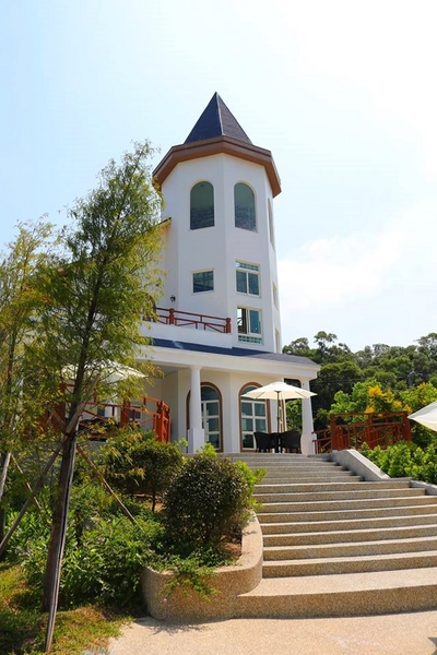 遇見幸福(Meet Happiness):【彰化景點】在彰化遇見幸福~幸福景觀餐廳和整棟純白色的豪華歐式宮廷建築,以及浪漫禮堂還有大型團體BBQ烤肉區