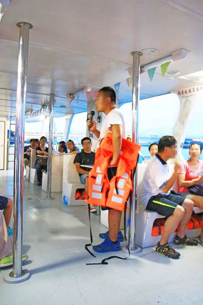 【台北旅遊】水上巴士夏季限定新店溪夜航-倒映在河中的水光雲影