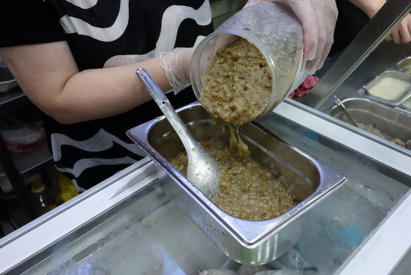 滷獲人心加熱滷味黑糖剉冰 (24).JPG