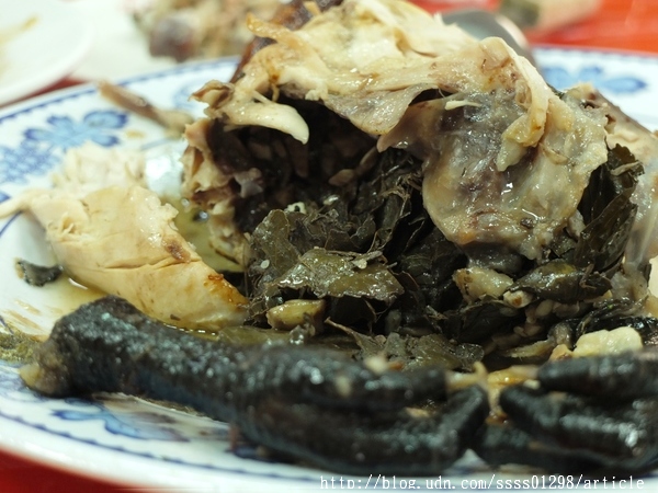 林俊逸的鋼管雞:【愛評口碑券】林俊逸的鋼管雞。鋼管雞肥美多汁 融合在地風味合菜佳餚 佳冬鄉必嚐烤雞餐廳