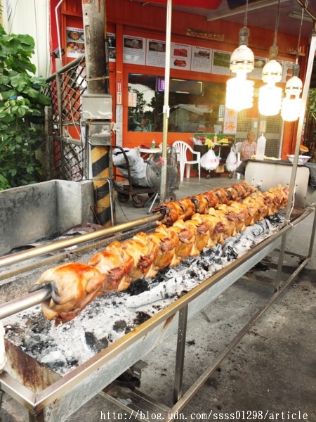 林俊逸的鋼管雞:【愛評口碑券】林俊逸的鋼管雞。鋼管雞肥美多汁 融合在地風味合菜佳餚 佳冬鄉必嚐烤雞餐廳