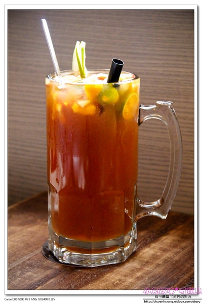 茶自點複合式餐飲(新中北店):【美食♥桃園中壢】☼ 茶自點複合式餐飲☼ 現點現做的餐點不使用調理包,飲料選擇多樣化,聊天喝茶的好去處,一個人也能吃鴛鴦火鍋♥♥