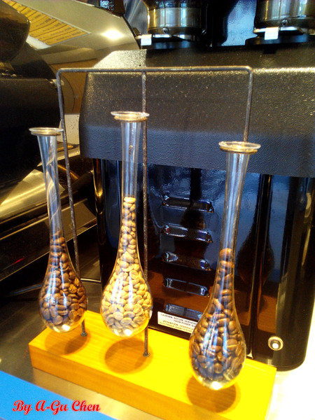 咖啡平方隨行吧(崇德店):【臺南Ω東區】咖啡平方(崇德店)。平價也能有一杯好嘎逼