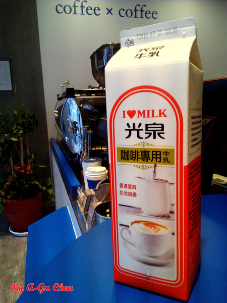 咖啡平方隨行吧(崇德店):【臺南Ω東區】咖啡平方(崇德店)。平價也能有一杯好嘎逼