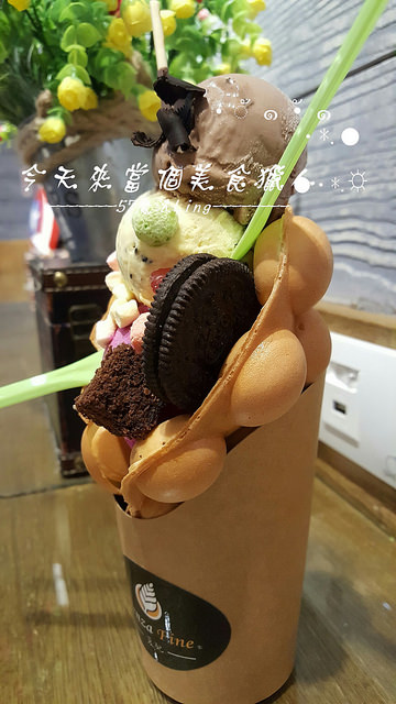 Senza Fine 夏妃創意餐飲：[台中♥逢甲夜市]Senza Fine 夏妃創意餐飲。雞蛋仔*手工義式冰淇淋(愛評體驗團)