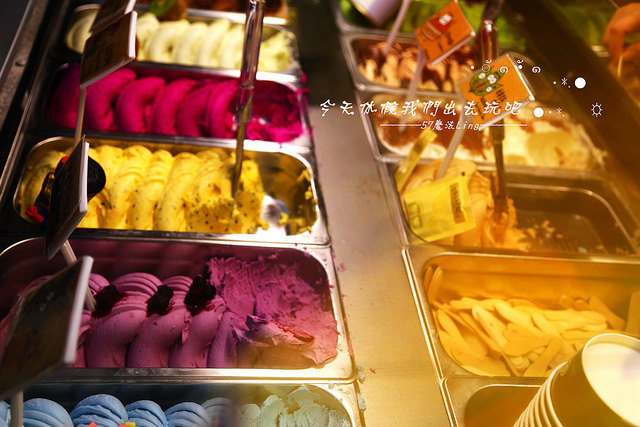 Senza Fine 夏妃創意餐飲：[台中♥逢甲夜市]Senza Fine 夏妃創意餐飲。雞蛋仔*手工義式冰淇淋(愛評體驗團)