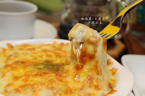 咖啡宴:台北東區不限時咖啡廳『咖啡宴-大安店』手沖咖啡/近微風廣場/寵物友善