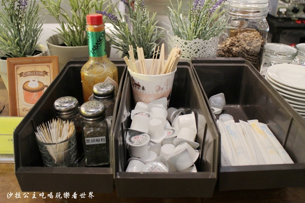 咖啡宴:台北東區不限時咖啡廳『咖啡宴-大安店』手沖咖啡/近微風廣場/寵物友善