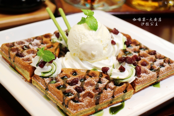 咖啡宴:台北東區不限時咖啡廳『咖啡宴-大安店』手沖咖啡/近微風廣場/寵物友善