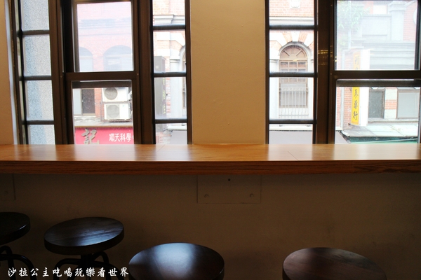 JIIA咖啡。手作烘培。料理：大同區義大利麵『JIIA咖啡』手作烘培/迪化老街/近霞海城隍廟