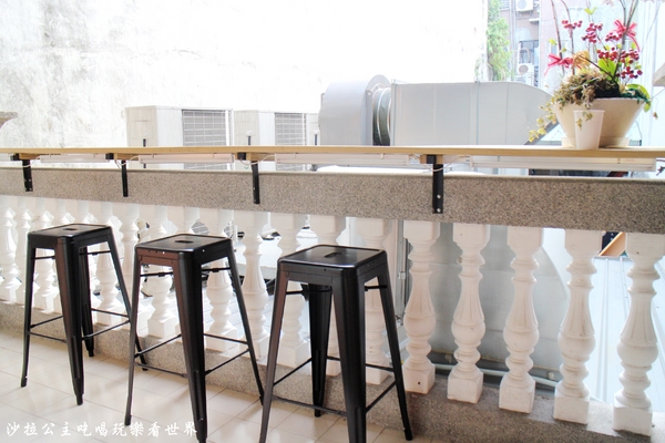 JIIA咖啡。手作烘培。料理：大同區義大利麵『JIIA咖啡』手作烘培/迪化老街/近霞海城隍廟