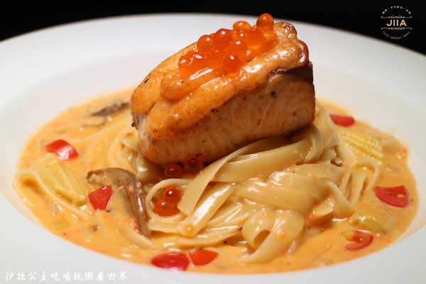 JIIA咖啡。手作烘培。料理：大同區義大利麵『JIIA咖啡』手作烘培/迪化老街/近霞海城隍廟