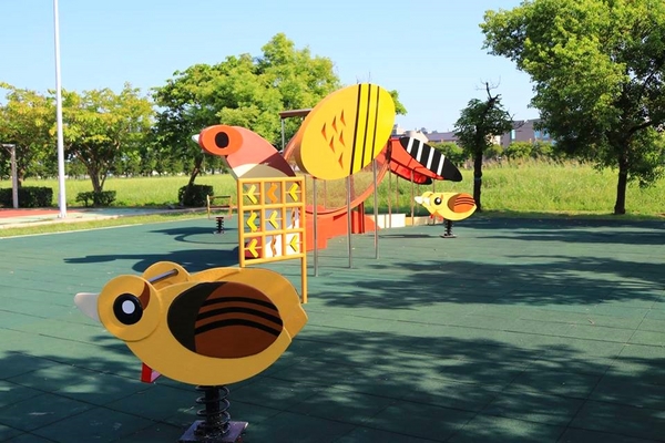 南故宮235新樂園:【嘉義景點】235新樂園~哇~可愛動物找童心,黑琵滑梯&諸羅蛙堡及藍腹鷴之家遊樂設施,三種保育類生物一次樂遊玩個夠