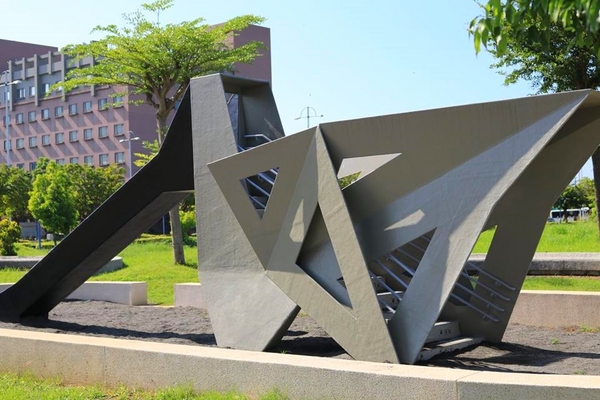 南故宮235新樂園:【嘉義景點】235新樂園~哇~可愛動物找童心,黑琵滑梯&諸羅蛙堡及藍腹鷴之家遊樂設施,三種保育類生物一次樂遊玩個夠