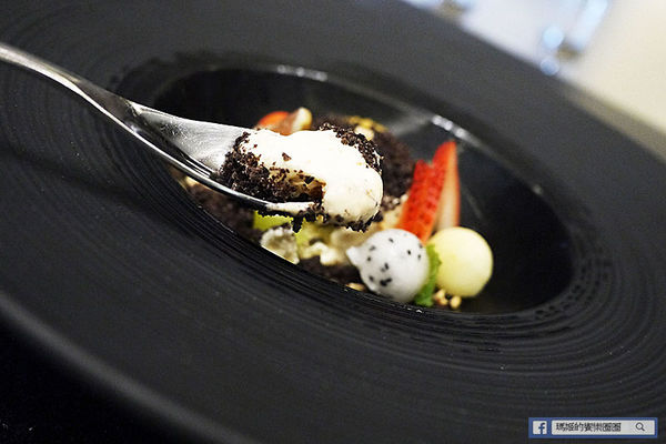 La Riche Cellier瑞德餐廳(台北店)：◆台北內湖。捷運劍南路站【La Riche Cellier瑞德餐廳-台北店】以酒入菜的完美結合。內湖約會餐廳。內湖餐酒館