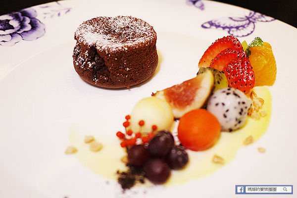 La Riche Cellier瑞德餐廳(台北店)：◆台北內湖。捷運劍南路站【La Riche Cellier瑞德餐廳-台北店】以酒入菜的完美結合。內湖約會餐廳。內湖餐酒館