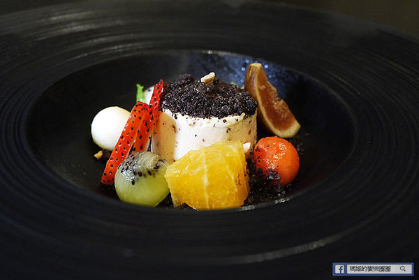 La Riche Cellier瑞德餐廳(台北店)：◆台北內湖。捷運劍南路站【La Riche Cellier瑞德餐廳-台北店】以酒入菜的完美結合。內湖約會餐廳。內湖餐酒館