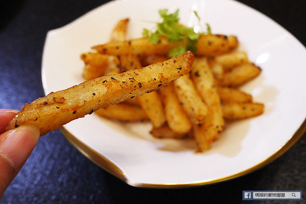 La Riche Cellier瑞德餐廳(台北店)：◆台北內湖。捷運劍南路站【La Riche Cellier瑞德餐廳-台北店】以酒入菜的完美結合。內湖約會餐廳。內湖餐酒館