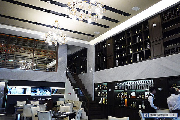 La Riche Cellier瑞德餐廳(台北店)：◆台北內湖。捷運劍南路站【La Riche Cellier瑞德餐廳-台北店】以酒入菜的完美結合。內湖約會餐廳。內湖餐酒館