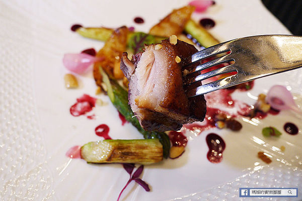 La Riche Cellier瑞德餐廳(台北店)：◆台北內湖。捷運劍南路站【La Riche Cellier瑞德餐廳-台北店】以酒入菜的完美結合。內湖約會餐廳。內湖餐酒館