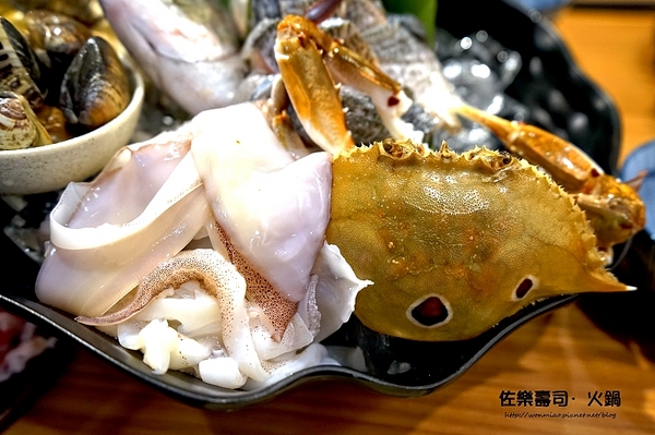 佐樂壽司：【大安站日本料理／無菜單料理 推薦】愛吃日本料理的你不容錯過的一家好店！ ✿✿ 佐樂壽司·火鍋 ✿✿（完整菜單）